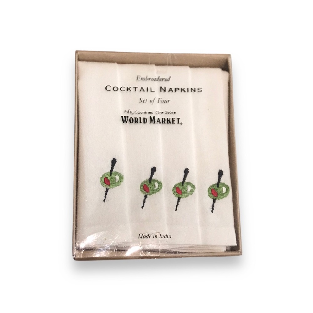 🆕 World Market Embroidered Cocktail Napkins 🍸